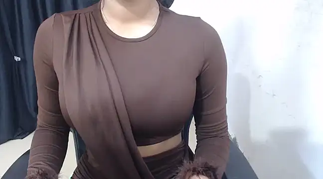 sweet-alia online show from January 2025 02:39:01 PM