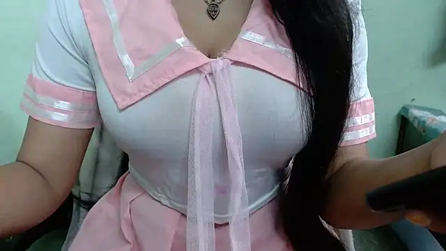 sweet-alia online show from October 2025 11:45:01 AM
