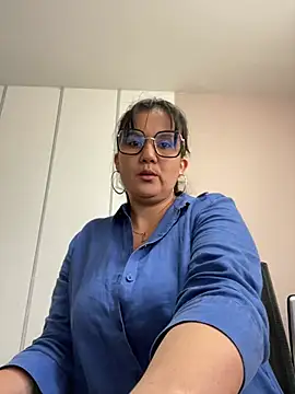 SWEETLILY18 online show from February 2025 02:26:01 PM