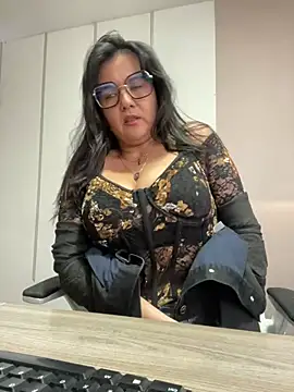 SWEETLILY18 online show from March 2025 11:40:01 AM