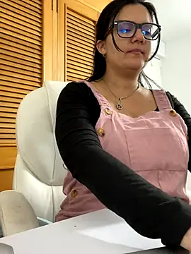 SWEETLILY18 online show from September 2025 10:10:02 PM