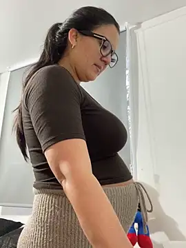 SWEETLILY18 online show from October 2025 10:20:02 PM