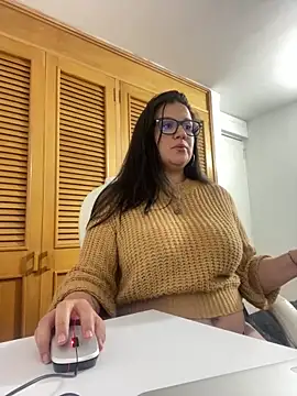 SWEETLILY18 online show from October 2025 10:22:01 PM