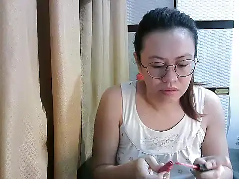 crizzybel online show from November 2025 09:20:02 PM