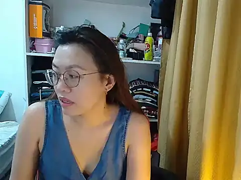 crizzybel online show from February 2026 07:10:02 PM