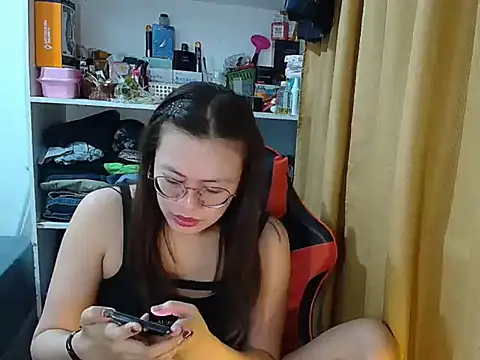 crizzybel online show from December 2025 07:00:02 AM