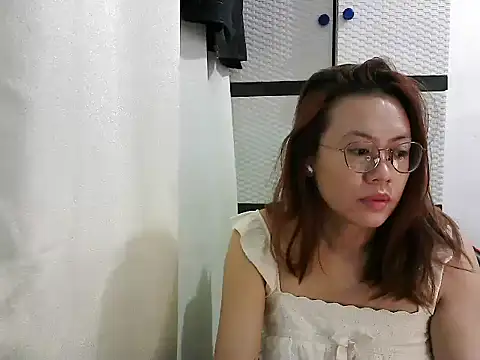 crizzybel online show from September 2025 09:20:02 PM