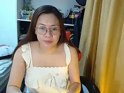 crizzybel online show from April 2026 05:32:01 AM