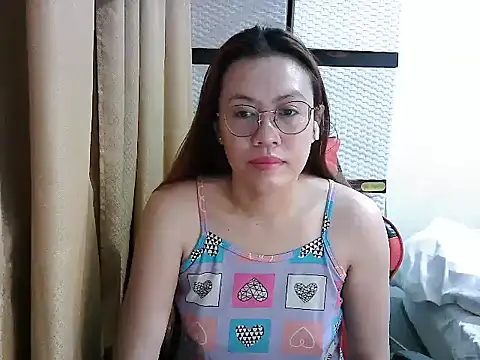 crizzybel online show from October 2025 07:33:01 PM