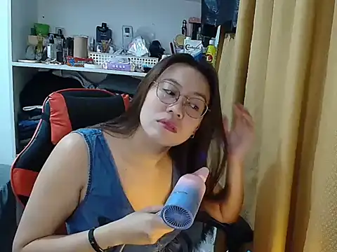 crizzybel online show from February 2026 03:27:02 AM