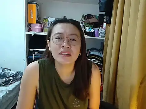 crizzybel online show from February 2026 08:50:02 PM