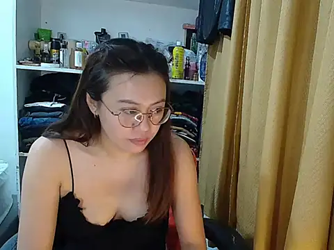 crizzybel online show from February 2026 06:52:01 PM