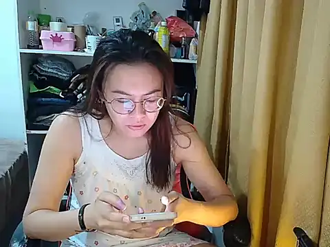 crizzybel online show from March 2026 07:02:02 PM