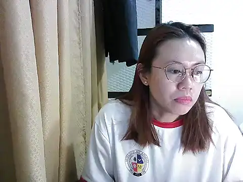 crizzybel online show from September 2025 12:18:02 AM