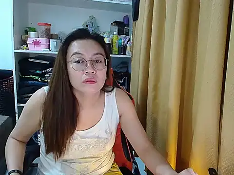 crizzybel online show from March 2026 02:10:01 PM