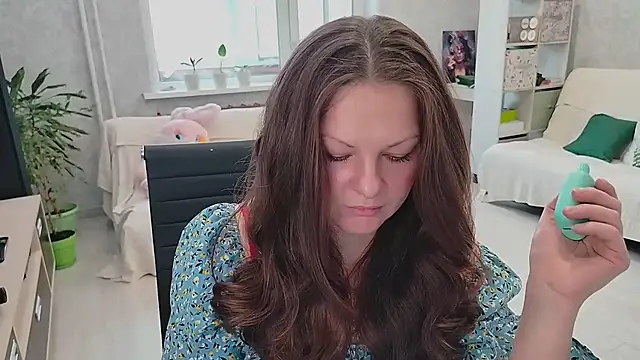 Marla Singerrr online show from October 2025 06:01:01 AM