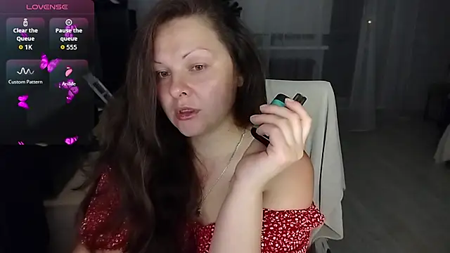 Snapshot of Marla_Singerrr chatting on June 2026 04:45:01 PM Marla Singerrr online show from June 2026 04:45:01 PM