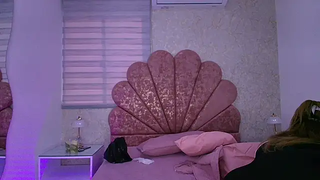 leon gaby online show from March 2026 07:21:01 PM