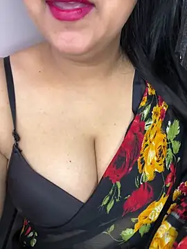 Zoya Varma004 online show from December 2025 05:45:02 AM