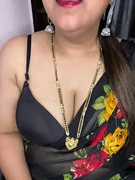 Zoya Varma004 online show from May 2026 11:21:02 AM