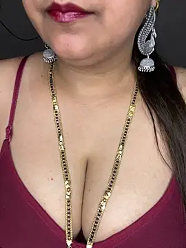 Zoya Varma004 online show from April 2026 02:02:01 PM