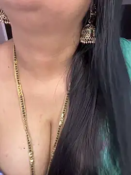 Zoya Varma004 online show from February 2026 05:37:01 AM