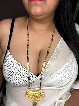 Zoya Varma004 online show from September 2025 06:57:02 PM