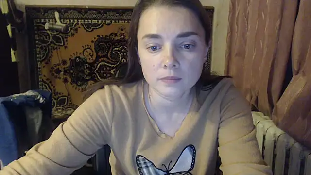 Snapshot of AlisaLaDiva chatting on December 2025 09:15:01 PM AlisaLaDiva online show from December 2025 09:15:01 PM