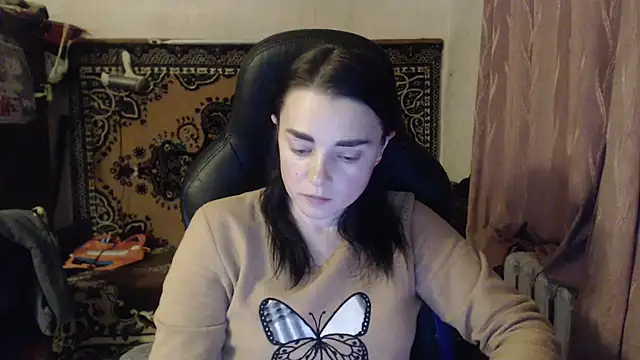 Snapshot of AlisaLaDiva chatting on December 2024 08:58:02 PM AlisaLaDiva online show from December 2024 08:58:02 PM
