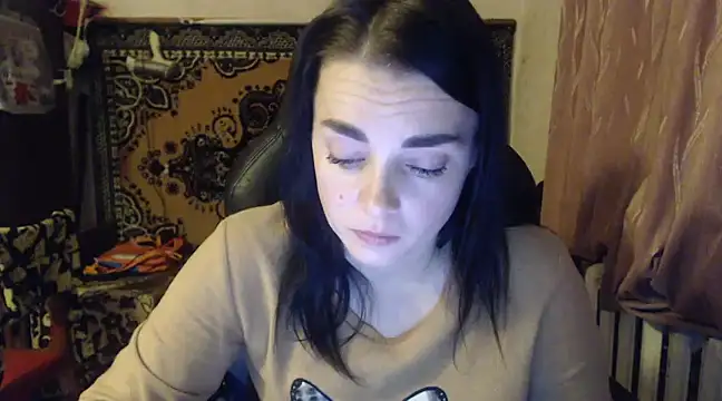 Snapshot of AlisaLaDiva chatting on December 2024 09:40:01 PM AlisaLaDiva online show from December 2024 09:40:01 PM
