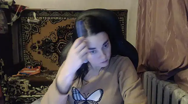 Snapshot of AlisaLaDiva chatting on December 2024 08:39:02 PM AlisaLaDiva online show from December 2024 08:39:02 PM