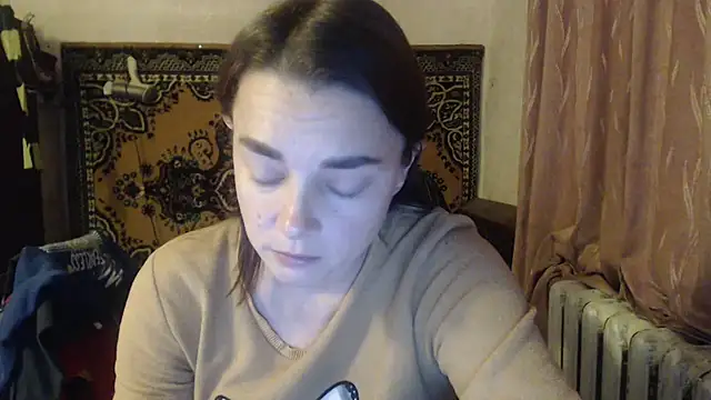 Snapshot of AlisaLaDiva chatting on November 2025 09:20:01 PM AlisaLaDiva online show from November 2025 09:20:01 PM