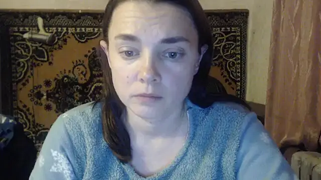 Snapshot of AlisaLaDiva chatting on December 2025 10:01:02 PM AlisaLaDiva online show from December 2025 10:01:02 PM