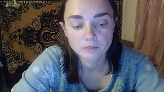 Snapshot of AlisaLaDiva chatting on October 2025 09:44:01 PM AlisaLaDiva online show from October 2025 09:44:01 PM