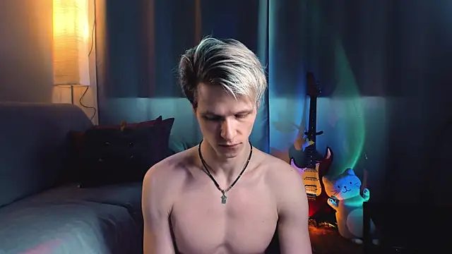 Breston Sweet online show from March 2026 07:37:02 AM