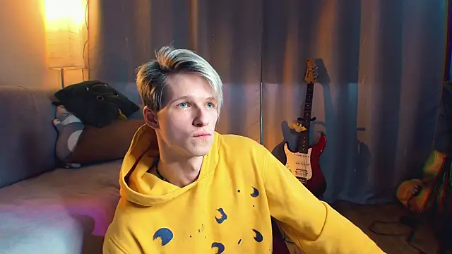 Breston Sweet online show from February 2026 02:14:01 PM