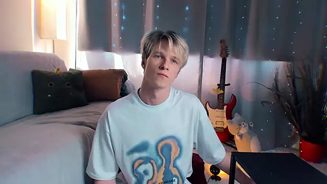 Breston Sweet online show from April 2026 01:58:02 PM