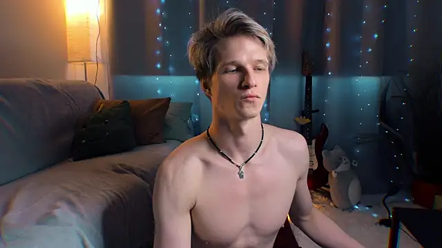 Breston Sweet online show from April 2026 07:27:02 AM