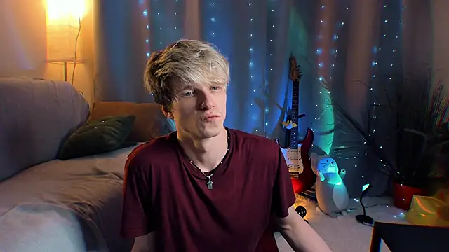 Breston Sweet online show from April 2026 05:08:02 PM