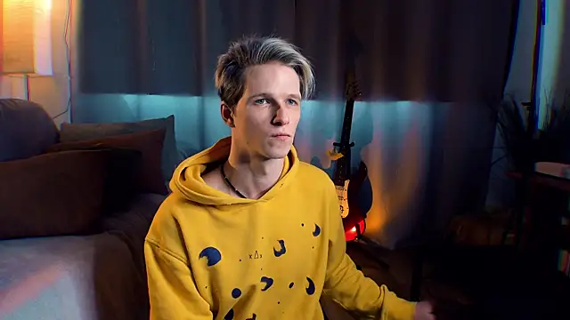 Breston Sweet online show from February 2026 07:53:01 AM