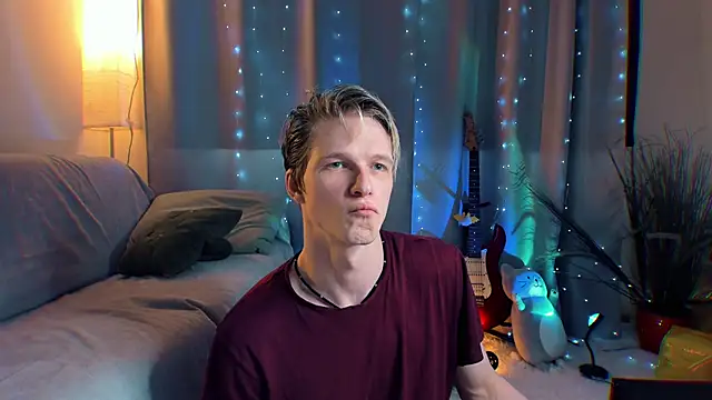 Breston Sweet online show from April 2026 05:14:02 AM