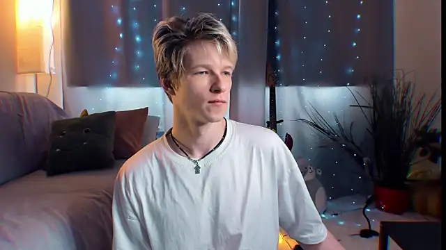 Breston Sweet online show from April 2026 11:04:01 AM