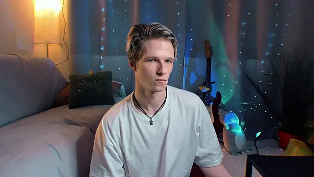 Breston Sweet online show from April 2026 04:41:02 AM