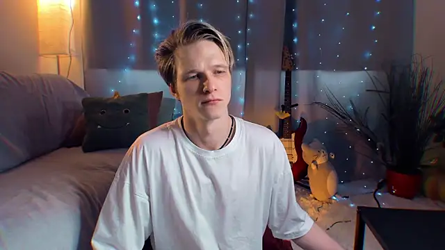 Breston Sweet online show from April 2026 06:52:02 AM