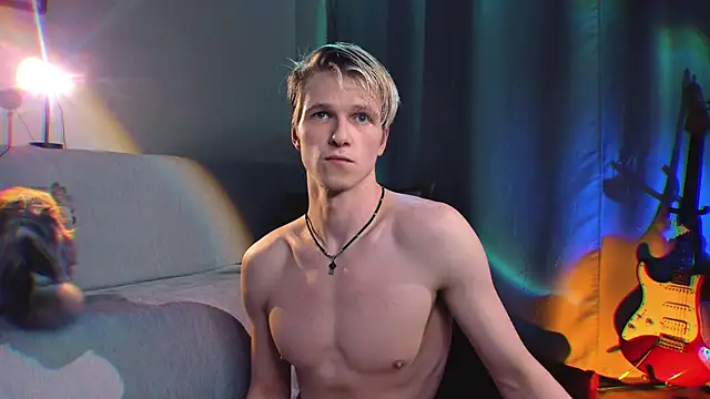 Breston Sweet online show from March 2026 03:12:01 AM