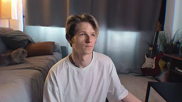 Snapshot of Breston_Sweet chatting on June 2026 08:42:01 AM Breston Sweet online show from June 2026 08:42:01 AM