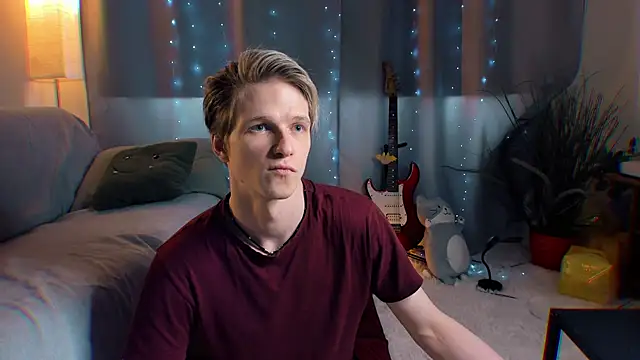 Breston Sweet online show from April 2026 08:38:02 AM