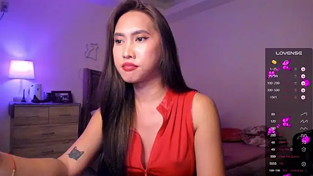 Snapshot of BombshellPH chatting on January 2025 08:51:02 PM BombshellPH online show from January 2025 08:51:02 PM