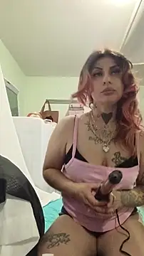 prettypurplep online show from November 2025 06:07:02 AM