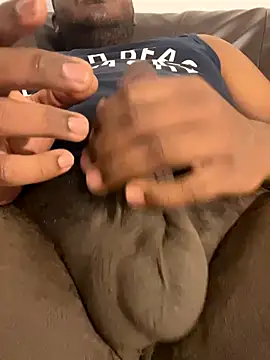 Medo2020r online show from October 2025 08:24:01 PM